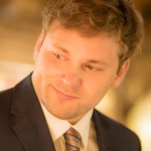 Richard Comeau, from Navy flight decks to software engineering